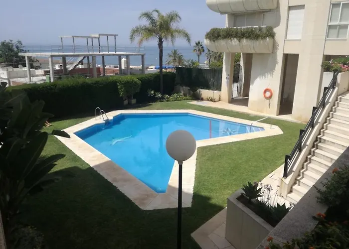 Suitur Con Piscina En Playa Apartment