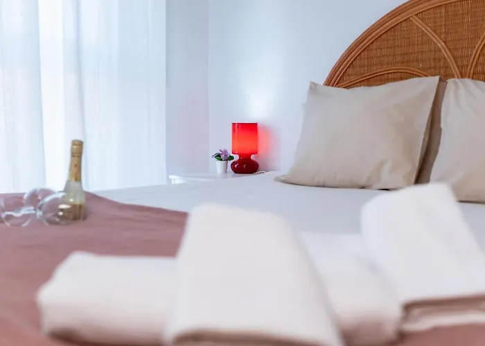 Apartment Suitur Con Piscina En Playa *